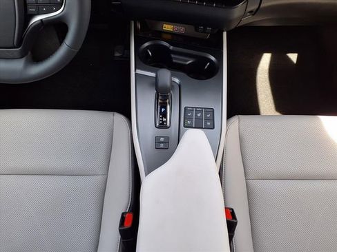 New 2026 Lexus UX 300h AWD image 27