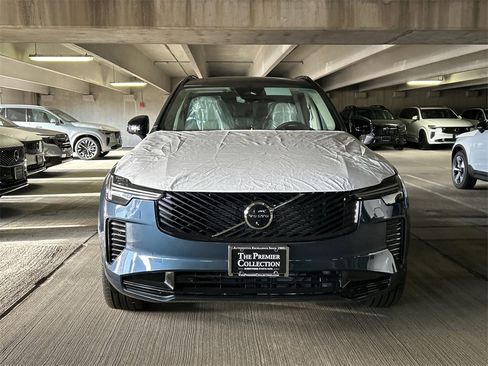 New 2026 Volvo XC90 B6 Ultra w/ Lounge Package image 6