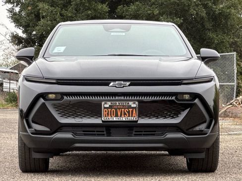 New 2026 Chevrolet Equinox EV LT w/ LPO, Blackout Package image 9