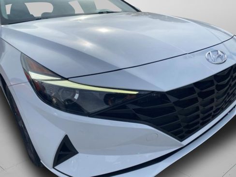 Used 2022 Hyundai Elantra Blue w/ Cargo Package image 10