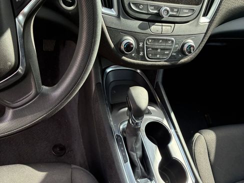 Used 2024 Chevrolet Malibu LT image 6