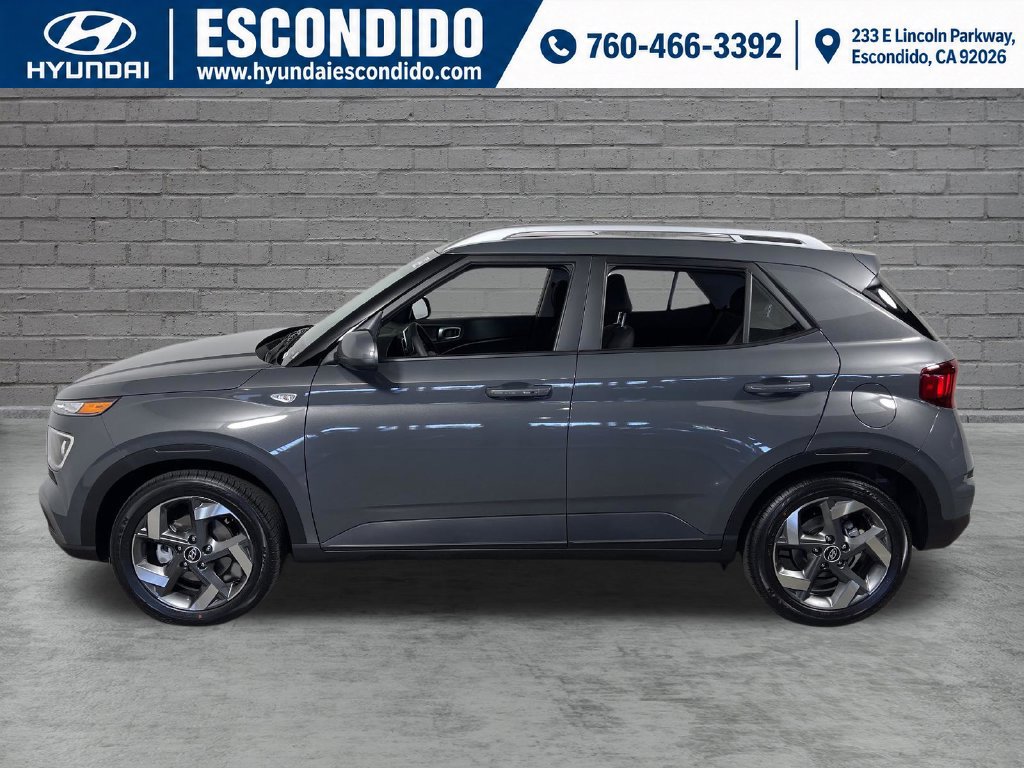 New 2026 Hyundai Venue SEL FWD image 2
