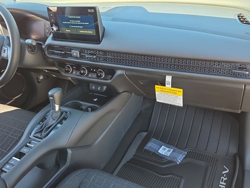 New 2026 Honda HR-V LX image 17