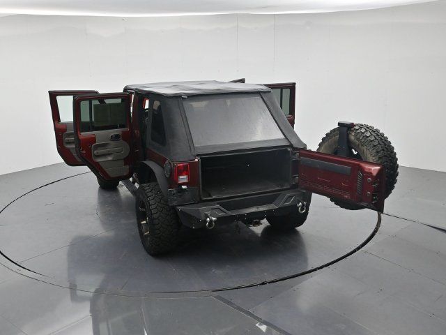 Used 2007 Jeep Wrangler Unlimited Sahara RWD image 46