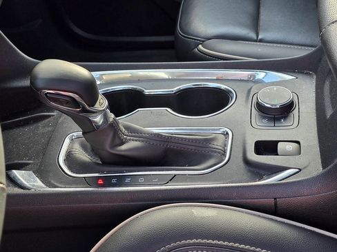 Used 2023 Chevrolet Traverse Premier w/ Redline Edition image 12