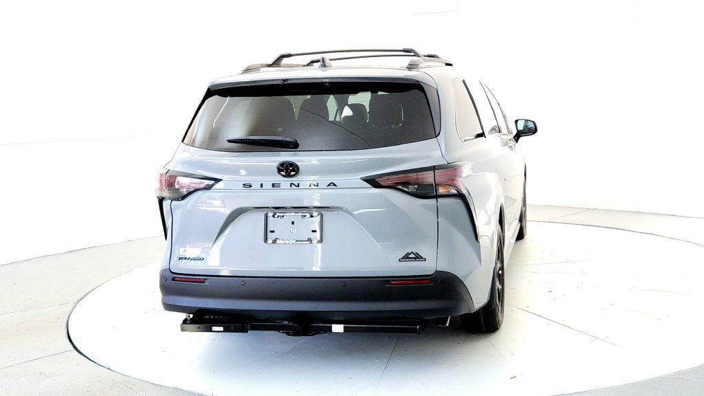New 2026 Toyota Sienna XLE Woodland Edition AWD/4WD image 5