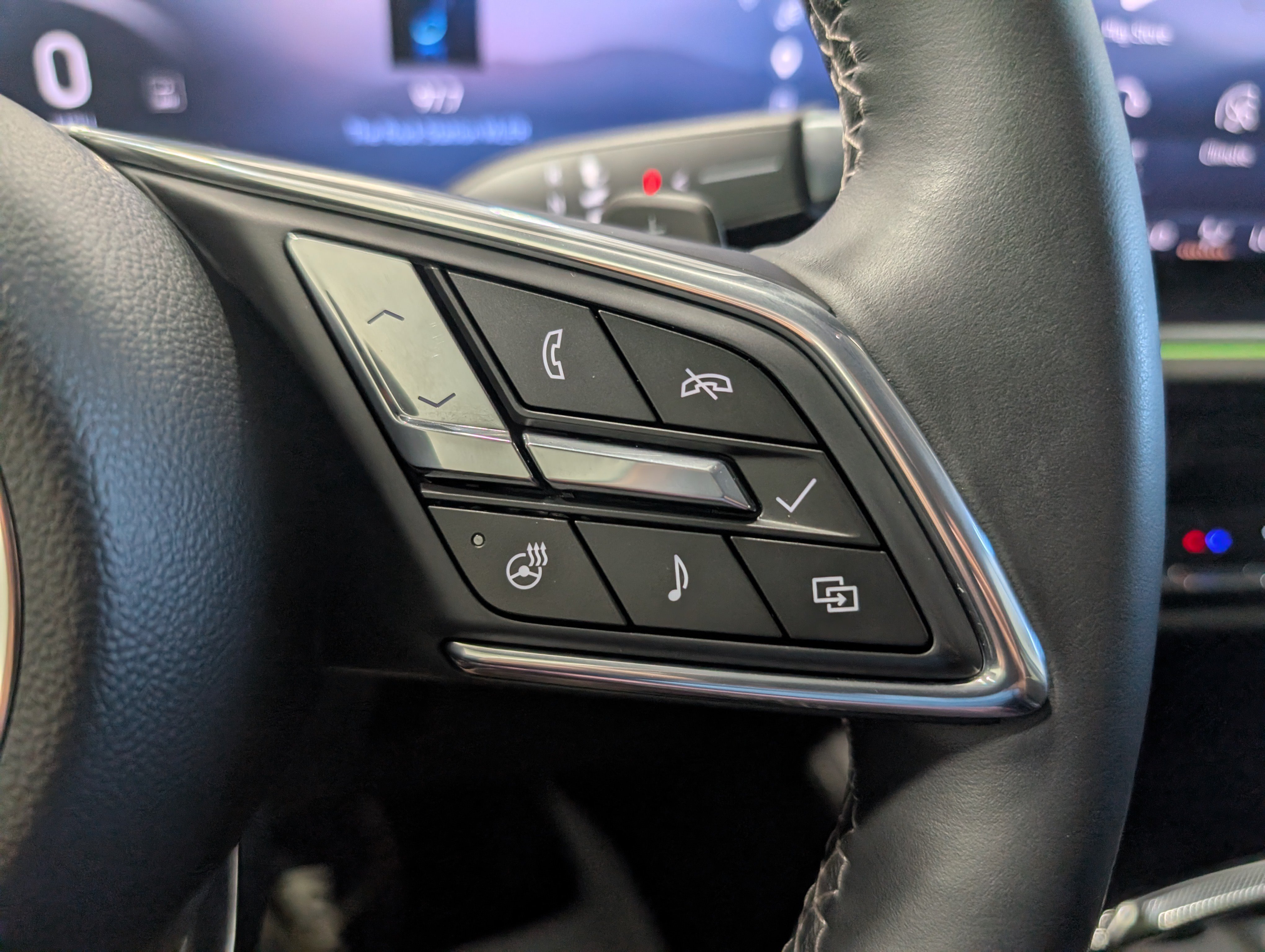 Used 2024 Buick Envision Preferred AWD/4WD image 22