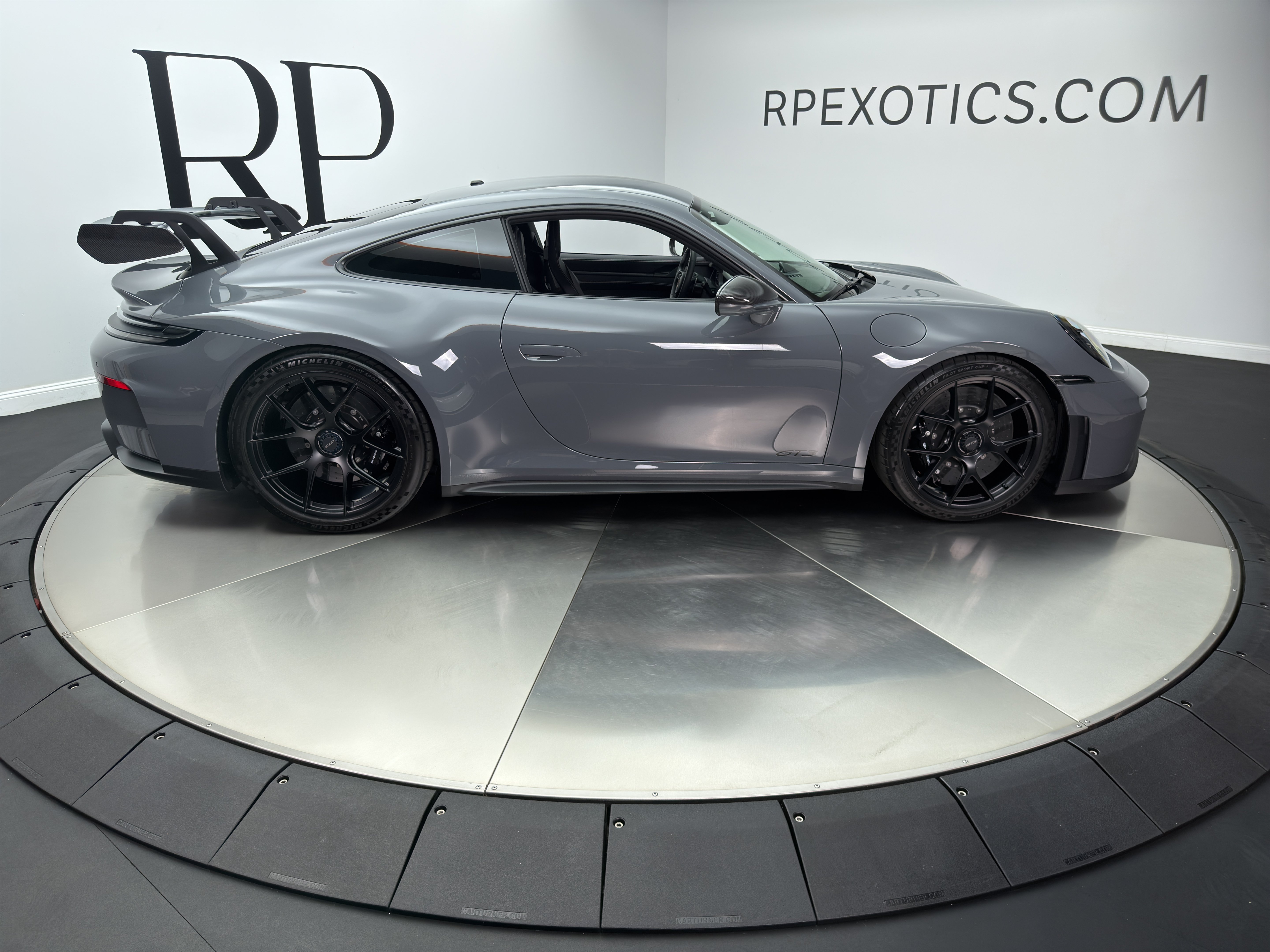 Used 2026 Porsche 911 GT3 RWD image 7