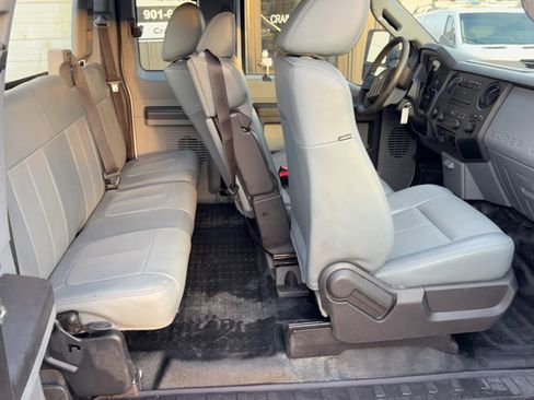 Used 2016 Ford F250 XL w/ Power Equipment Group image 7