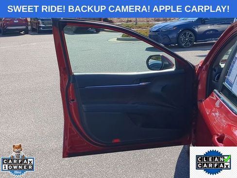 Used 2023 Toyota Camry SE image 15