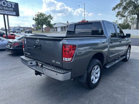 Used 2014 Nissan Titan SV w/ SV Value Truck Package AWD/4WD image 7