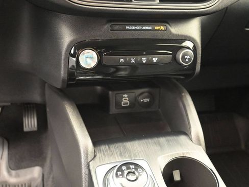 Used 2024 Ford Escape SE FWD image 6