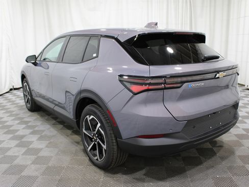 New 2026 Chevrolet Equinox EV LT image 33