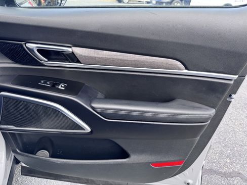 Used 2022 Kia Telluride SX image 10