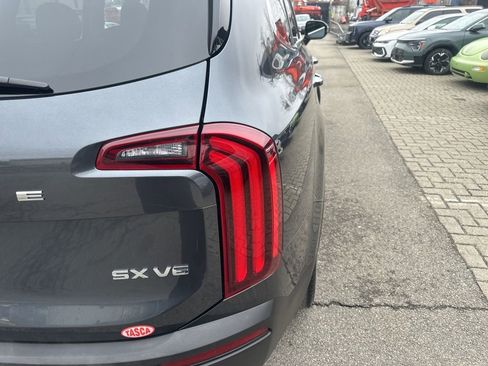 Used 2020 Kia Telluride SX image 7