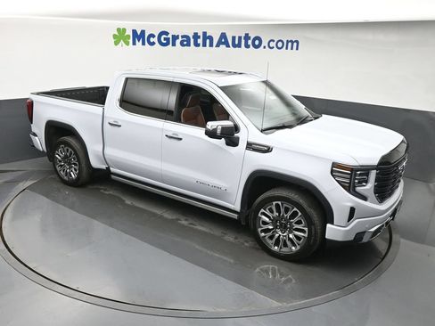 New 2026 GMC Sierra 1500 Denali Ultimate AWD/4WD image 3