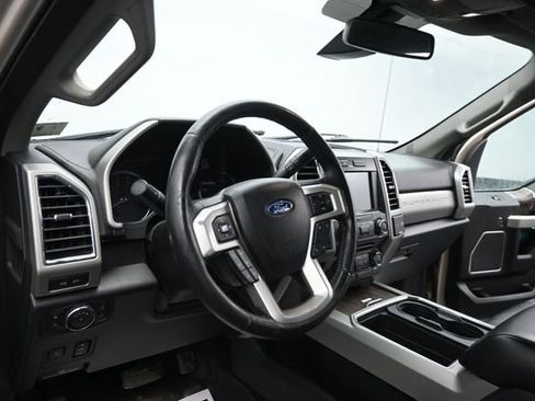 Used 2018 Ford F250 Lariat w/ Lariat Ultimate Package AWD/4WD image 12