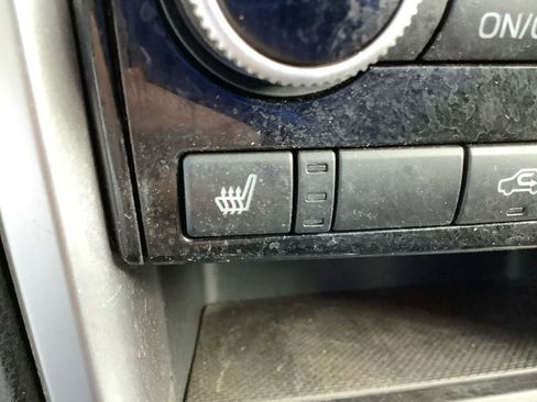 Used 2021 Subaru Ascent Premium image 29