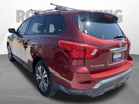 Used 2017 Nissan Pathfinder S FWD image 6