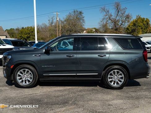 Used 2022 GMC Yukon Denali w/ Max Trailering Package image 10