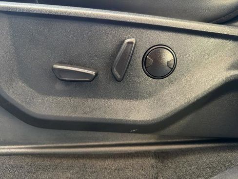 Certified 2025 Ford Expedition Active image 22