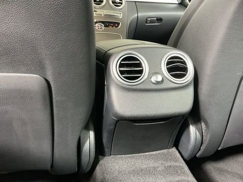 Used 2020 Mercedes-Benz C 300 Sedan image 25