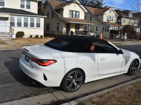 Used 2024 BMW 430i Convertible w/ Convenience Package image 13