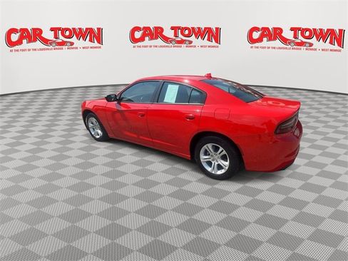 Used 2023 Dodge Charger SXT image 6