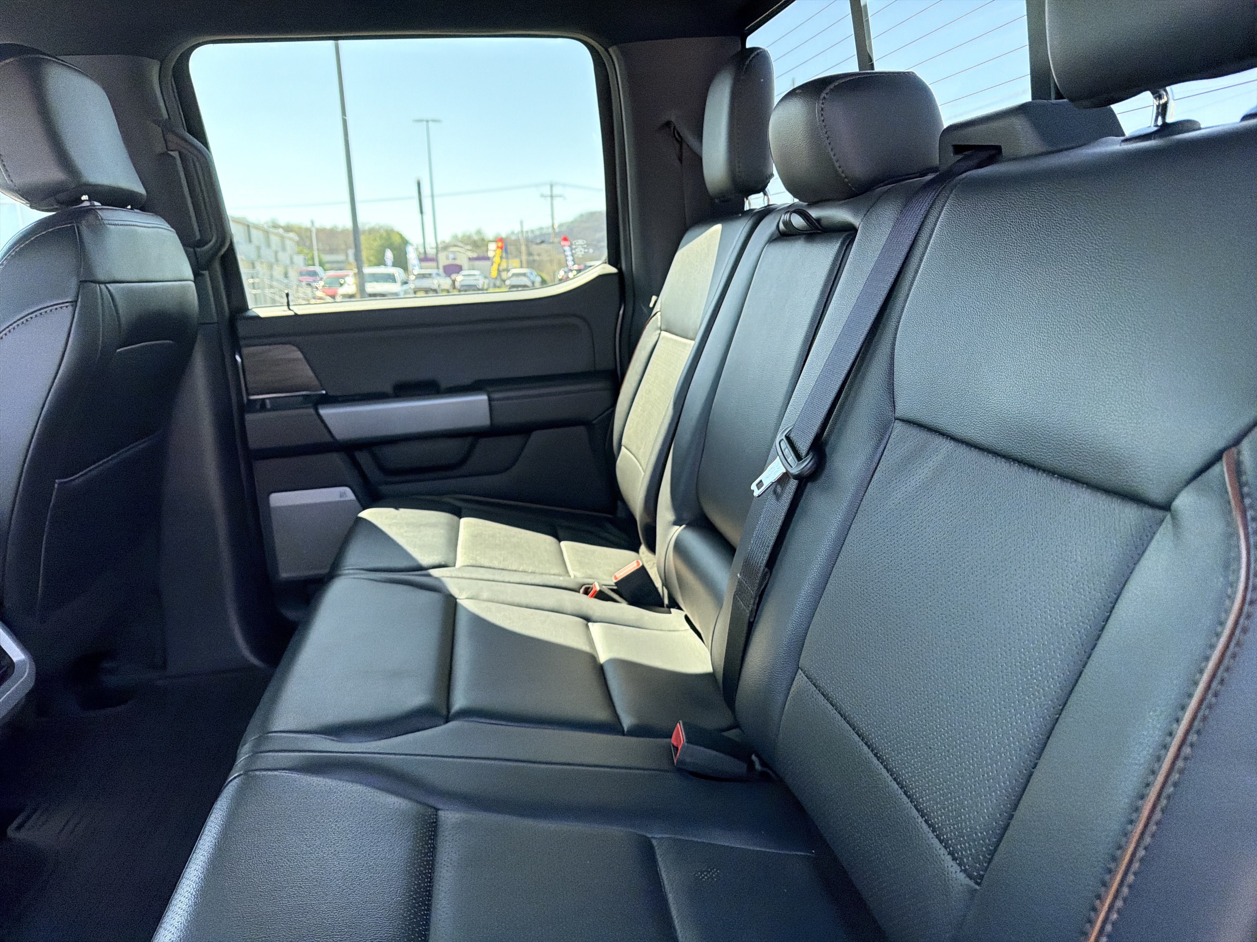 Used 2024 Ford F150 Lariat w/ FX4 Off-Road Package AWD/4WD image 13