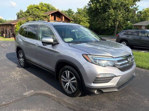 Used 2018 Honda Pilot EX-L image 3