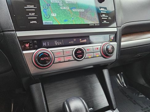 Used 2016 Subaru Outback 2.5i Limited image 4