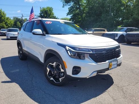 Certified 2024 Kia Seltos EX AWD/4WD image 8