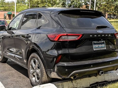 Certified 2023 Ford Escape ST-Line Select w/ Tech Pack #1 AWD/4WD image 8