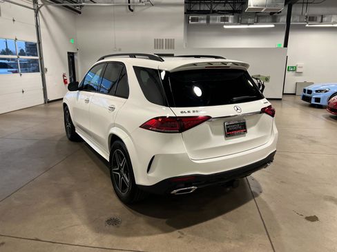 Used 2022 Mercedes-Benz GLE 350 4MATIC w/ AMG Line Exterior image 5