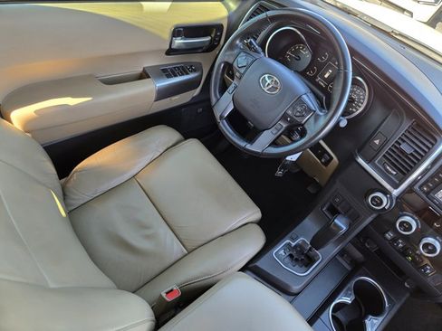 Used 2019 Toyota Sequoia Limited image 19