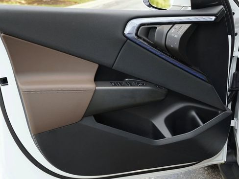 New 2025 BMW X3 xDrive30i w/ Convenience Package image 9