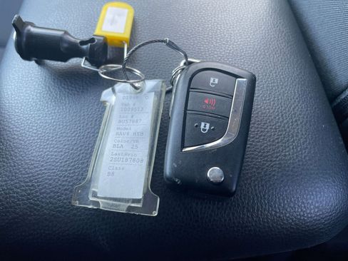 Used 2025 Toyota RAV4 LE image 22