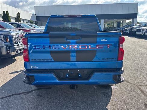 Certified 2022 Chevrolet Silverado 1500 Custom w/ Rally Edition AWD/4WD image 5