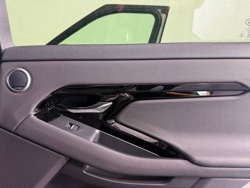 New 2026 Land Rover Range Rover Evoque S image 36