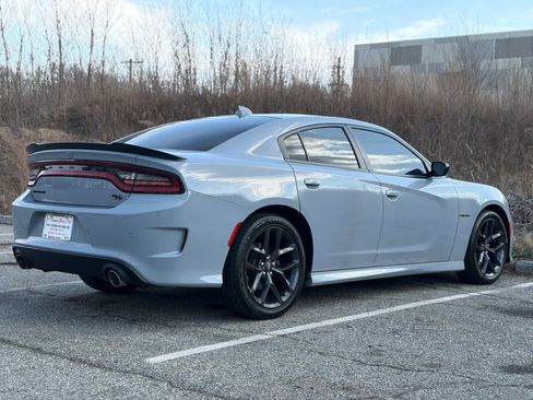 Used 2020 Dodge Charger R/T w/ Blacktop Package image 8