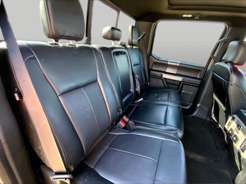 Used 2020 Ford F150 Lariat w/ Equipment Group 502A Luxury AWD/4WD image 18