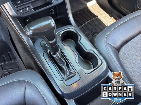 Used 2018 Chevrolet Colorado Z71 AWD/4WD image 23