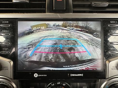 Used 2022 Toyota 4Runner SR5 image 5