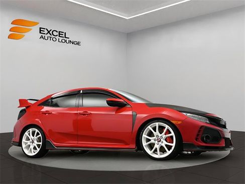 Used 2018 Honda Civic Type R image 43