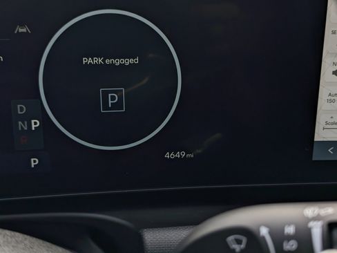 Certified 2025 Hyundai Tucson SEL image 13