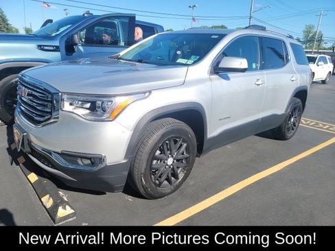 Used 2018 GMC Acadia SLT AWD/4WD image 1