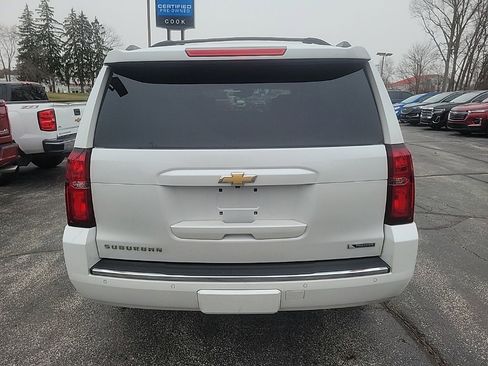 Used 2017 Chevrolet Suburban Premier image 5
