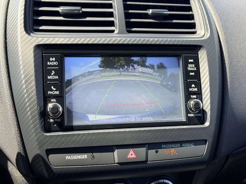 Used 2025 Mitsubishi Outlander Sport ES AWD/4WD image 18