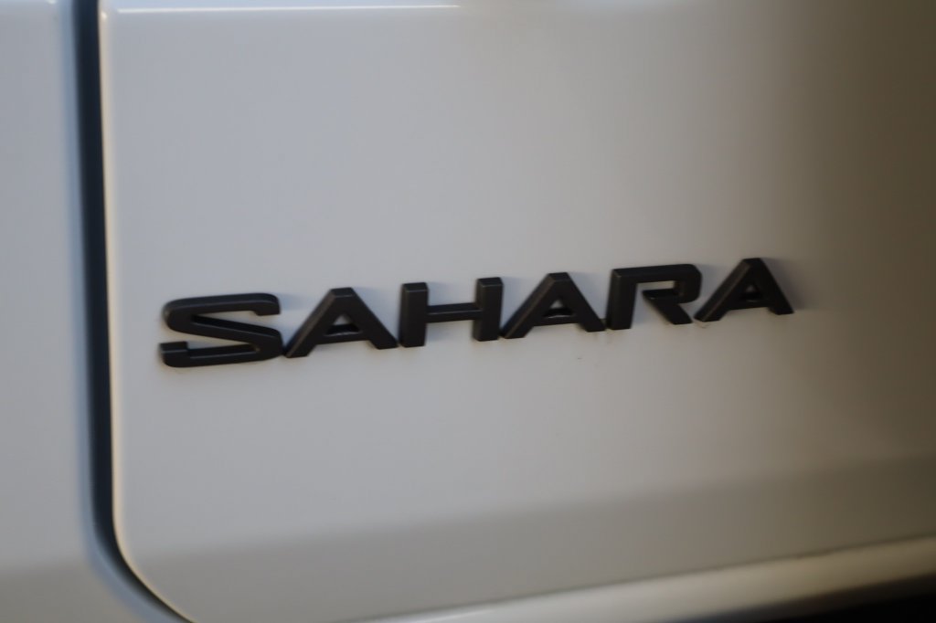 Used 2026 Jeep Wrangler Unlimited Sahara AWD/4WD image 39