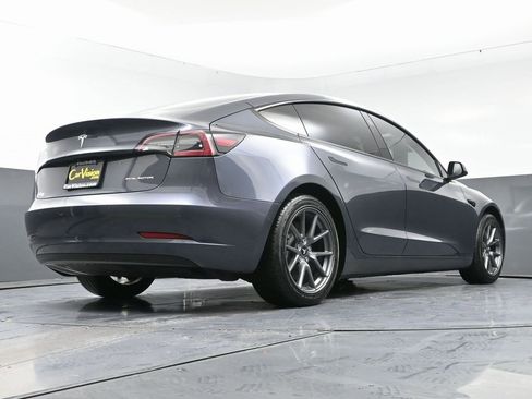 Used 2022 Tesla Model 3 Long Range image 57